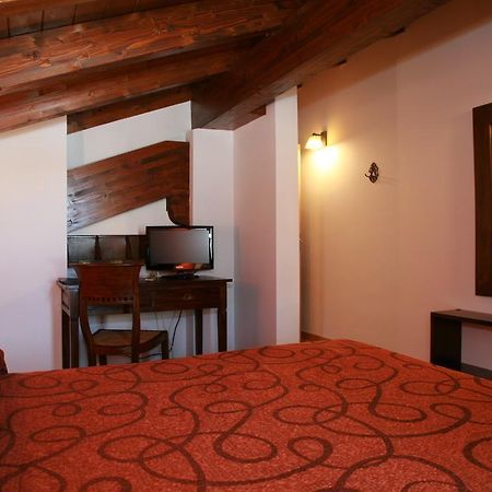 Agroturismo La Casa Vieja Maturana Chambre photo